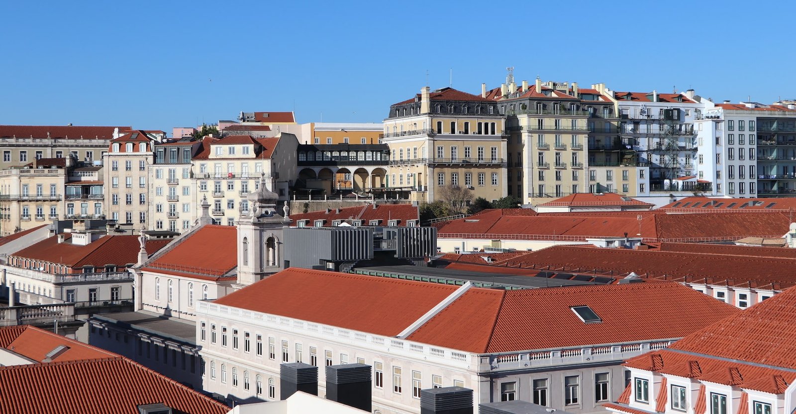 Investimento Imobiliário em Portugal Oportunidades e tendências para 2025